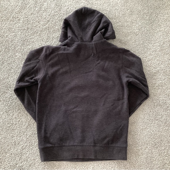 University of Winnipeg Hoodie - Picture 4 of 4